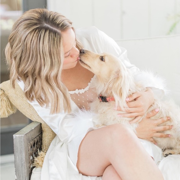 Meet your Posher, Mallory.13 - Picture 1 of 1